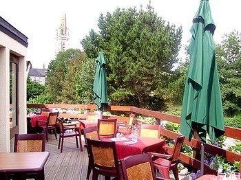 Hostellerie Des Enclos Guimiliau Exterior foto